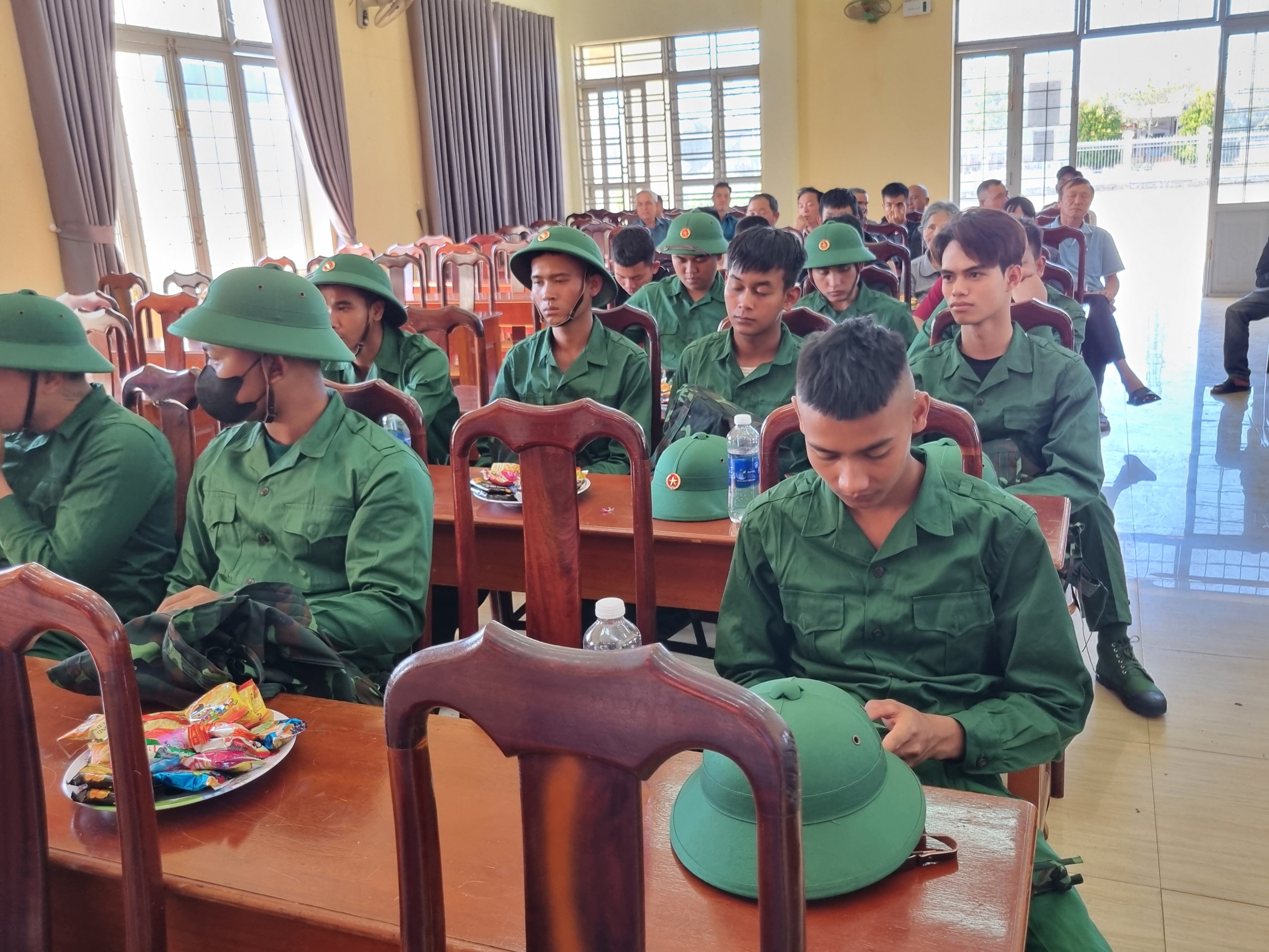 Gặp mặt 4